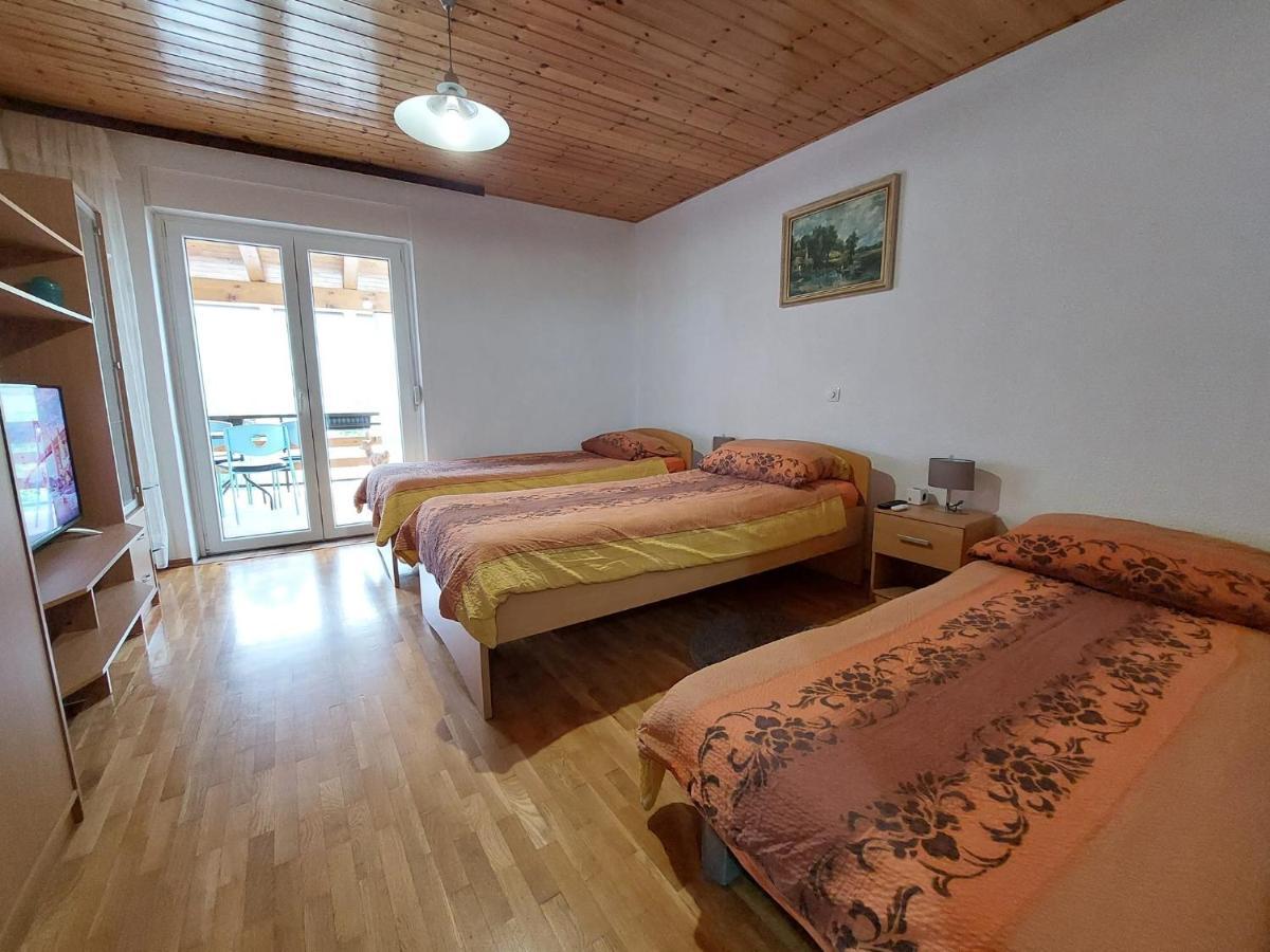 Apartments Denis Tolmin Ngoại thất bức ảnh