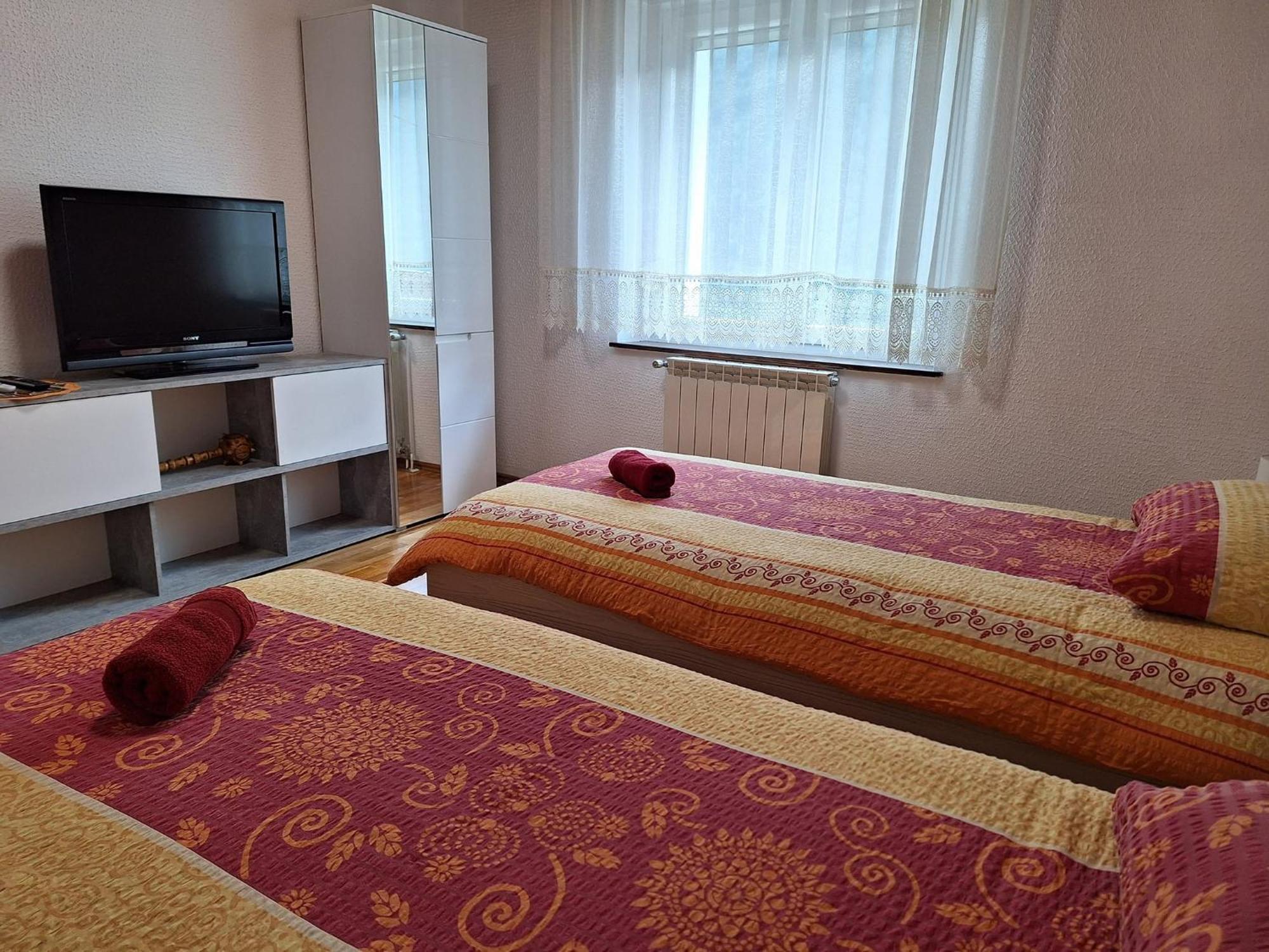 Apartments Denis Tolmin Ngoại thất bức ảnh