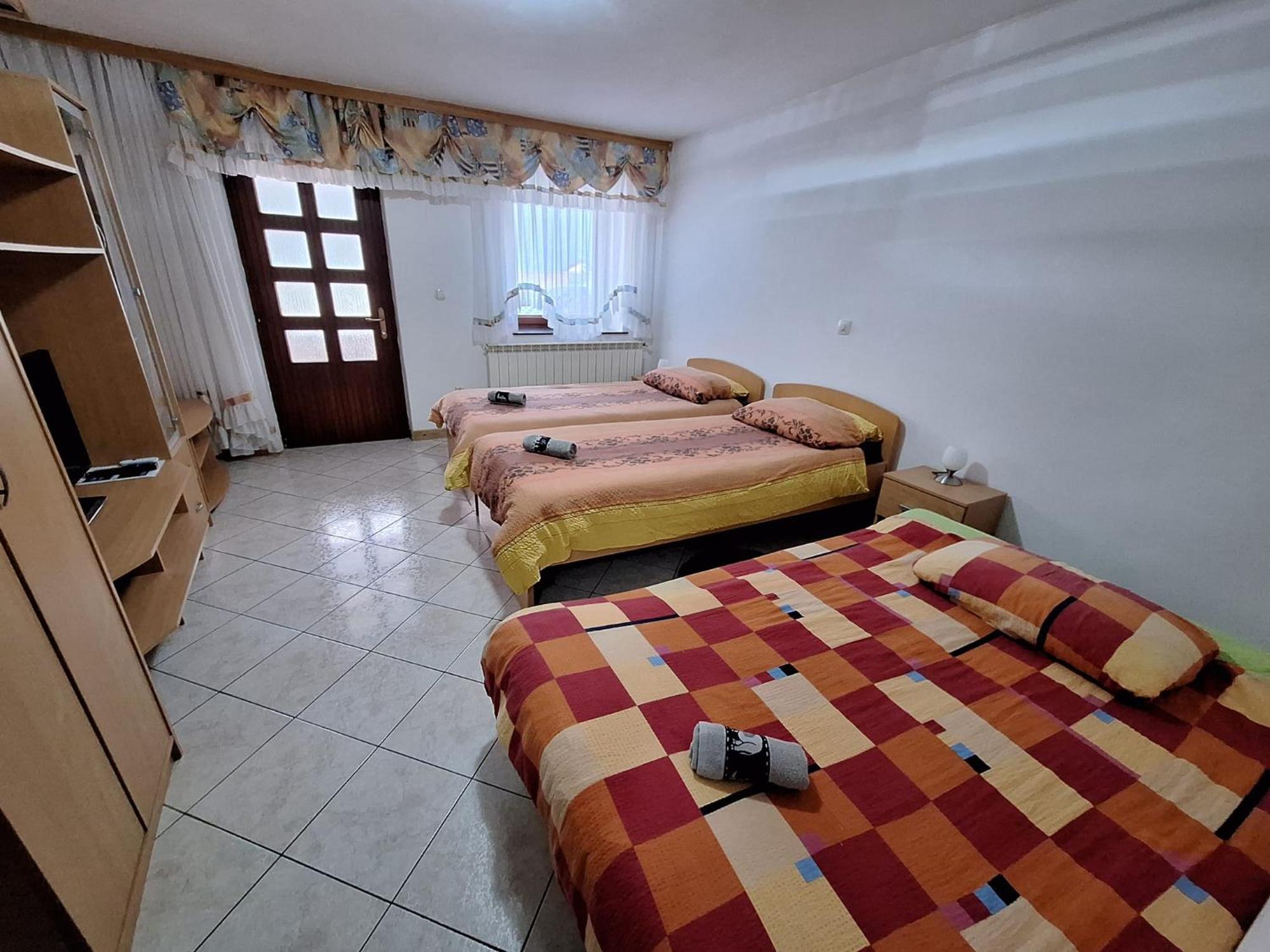Apartments Denis Tolmin Ngoại thất bức ảnh