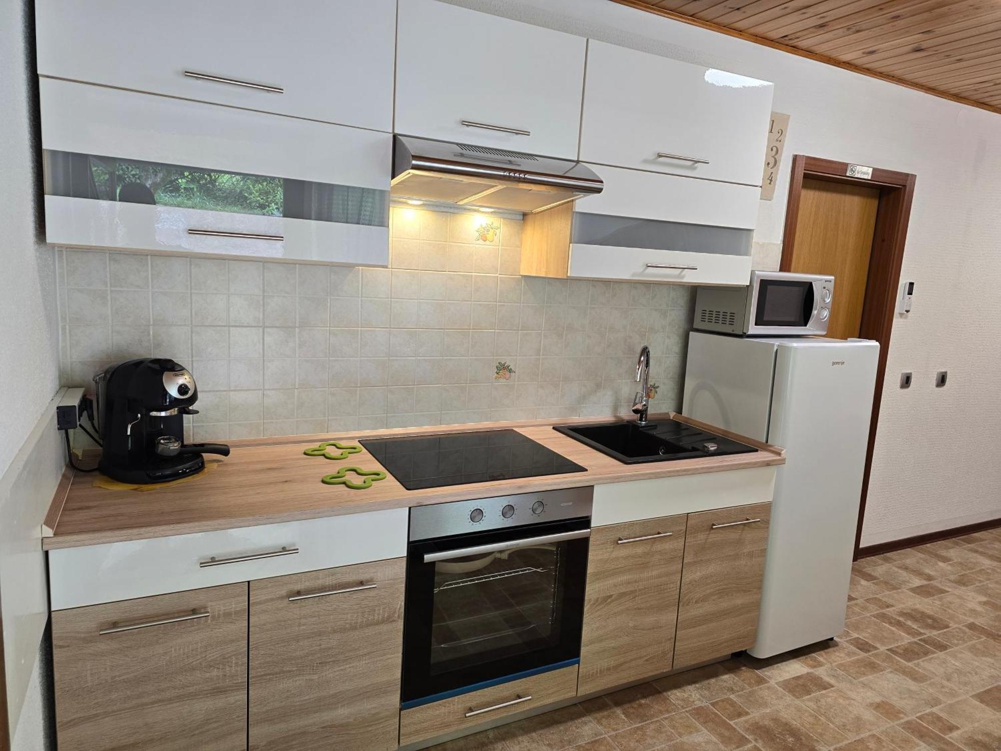 Apartments Denis Tolmin Ngoại thất bức ảnh